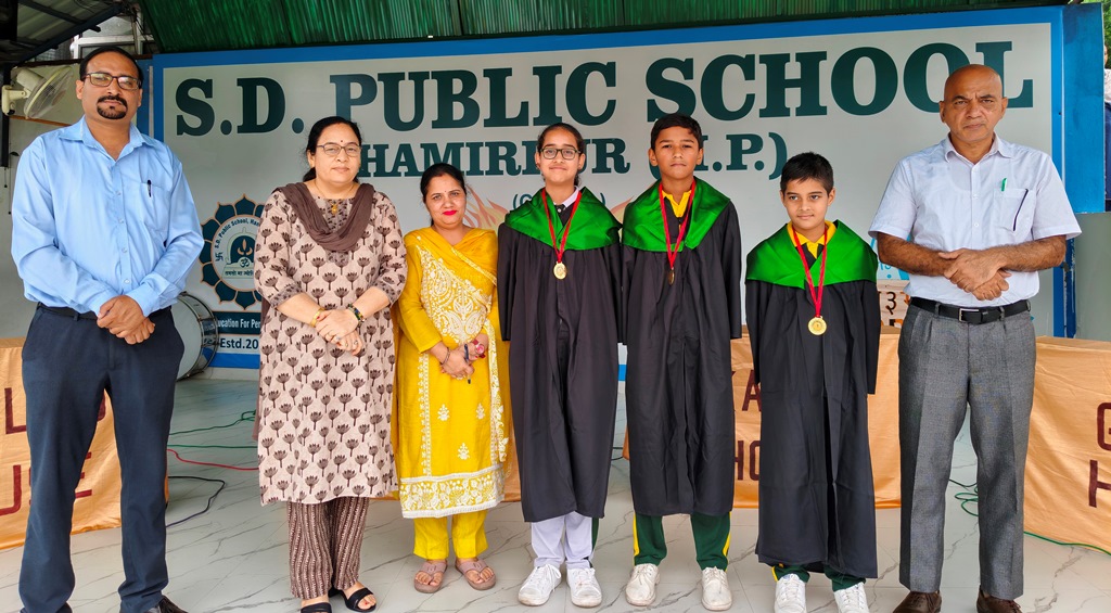 The Inter-House Quiz Competition for classes 6th to 8th was held in the school, bringing together students from Beas, Gomti, Kaveri, and Sutlej Houses in an engaging and intellectually stimulating event. Beas House emerged as the winner.